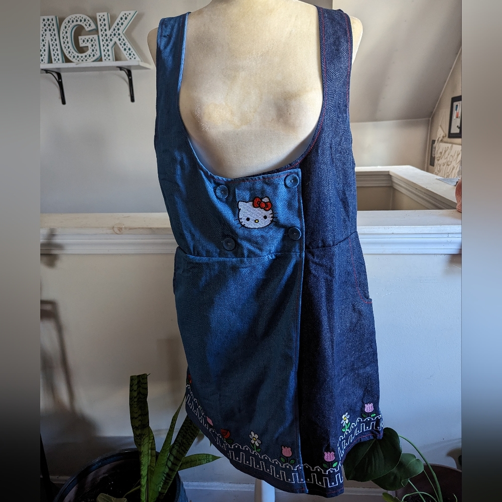NWT Unique Vintage Hello Kitty Split Color Denim Jumper Size 1XL